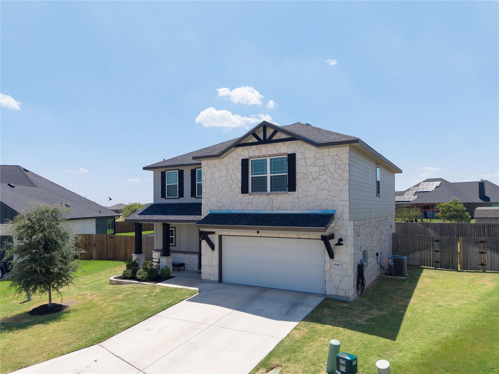 1540 Cobble Hill CT - Photo 1