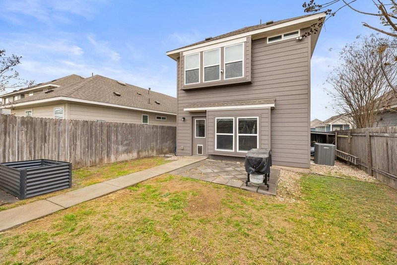 Property photo 32