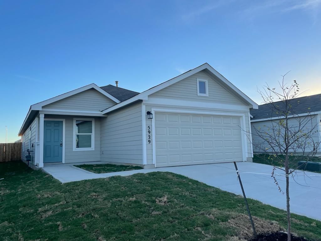 5929 Antonio PL - Photo 1