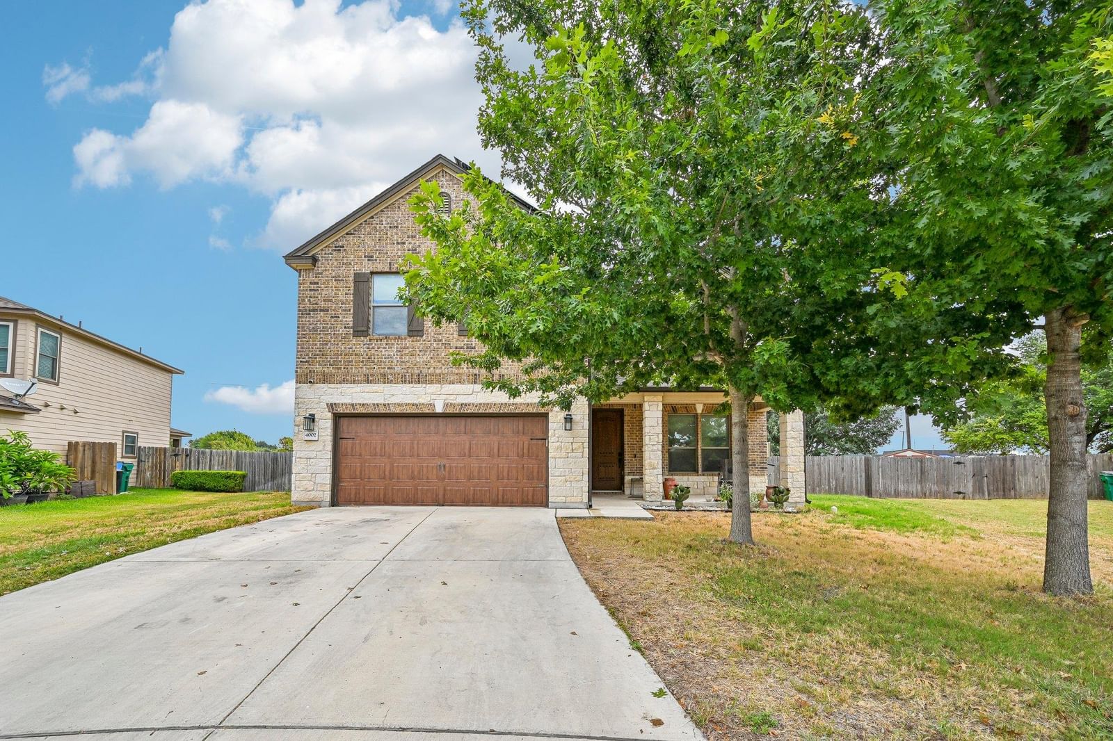 4002 Kings Canyon DR - Photo 1