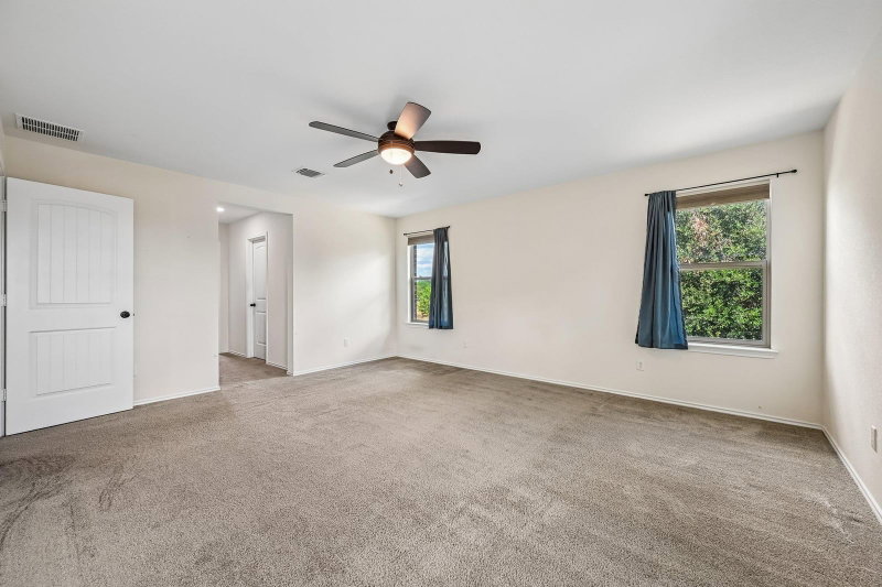 Property photo 31