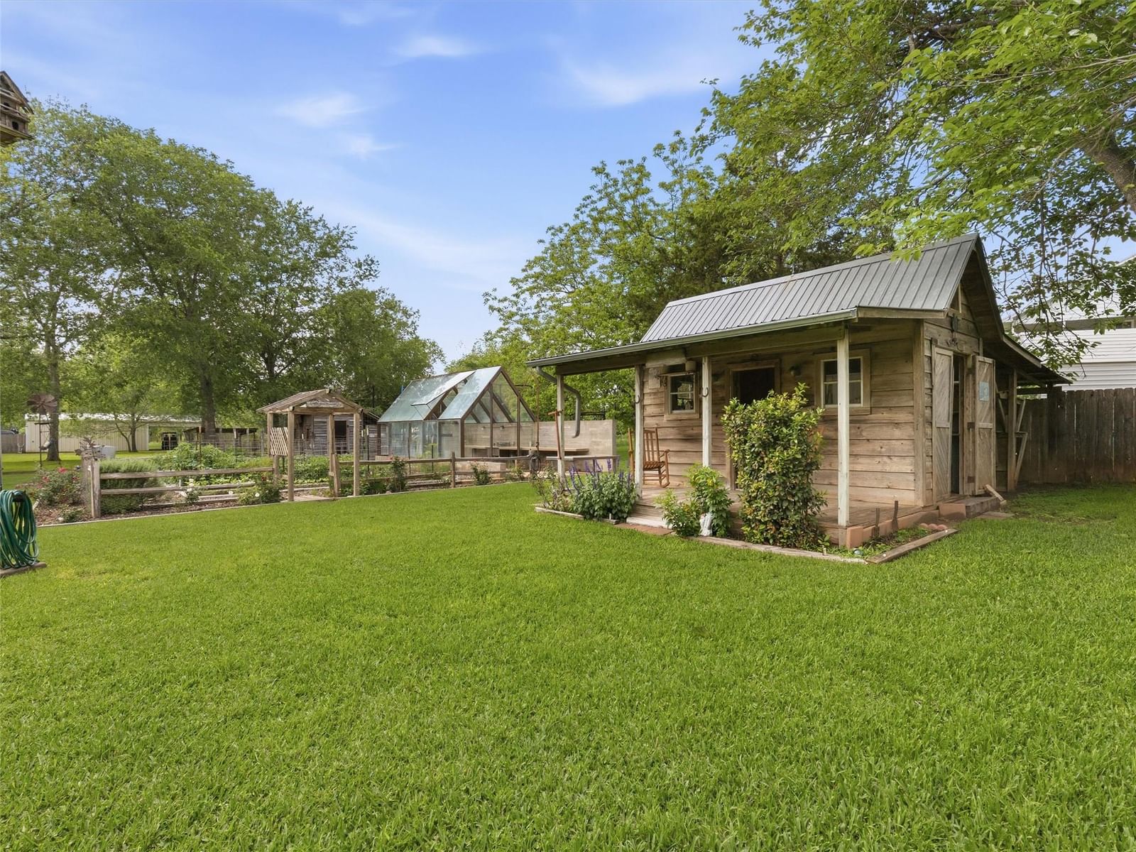 Photo 31