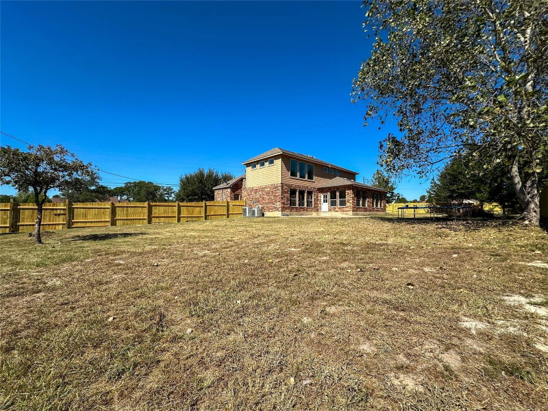 Property photo 37