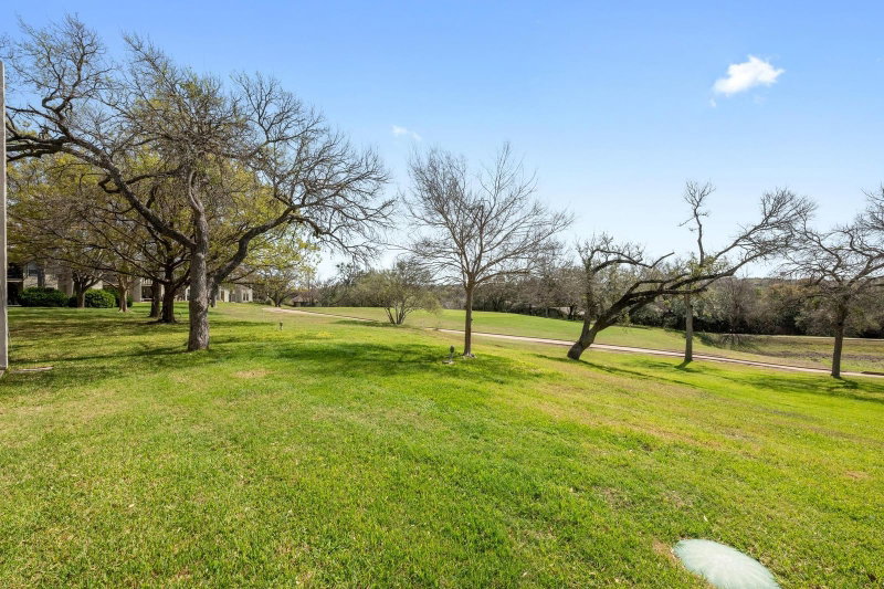 Property photo 32