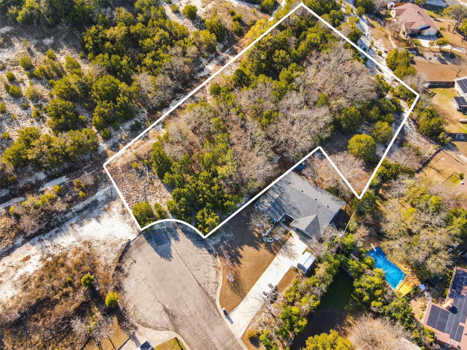 1714 Forest Hills DR - Photo 1
