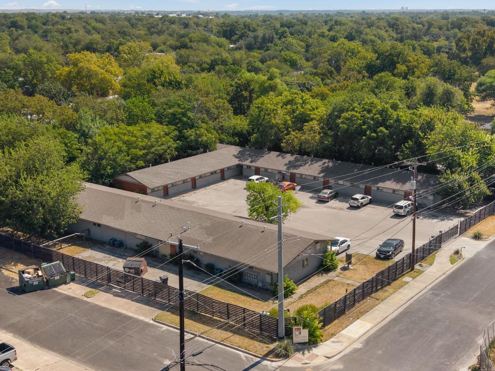 1302 E 52nd ST - Photo 1