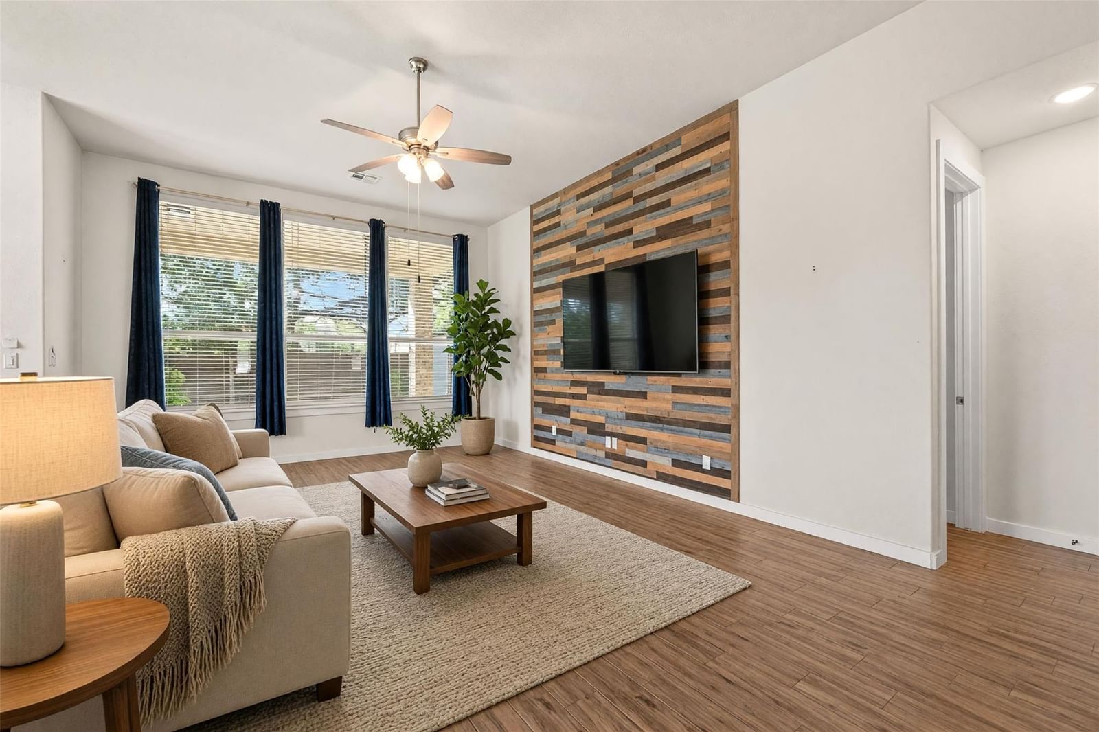 424 Teakmill TRL - Photo 1