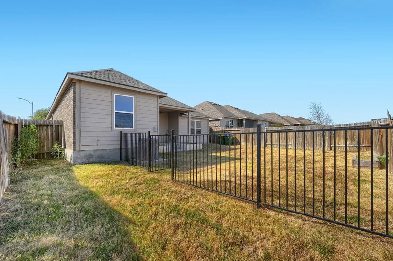 Property photo 27