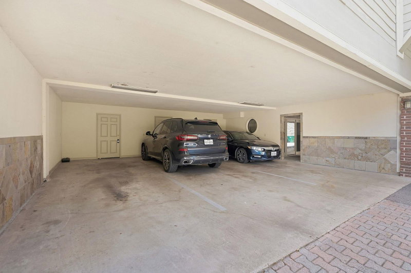 Property photo 35