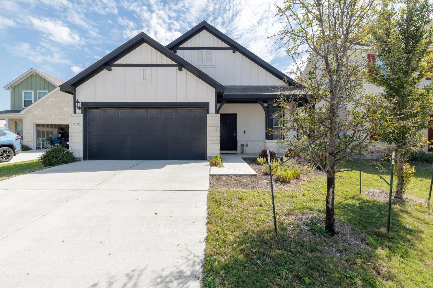 1620 Holly Lake DR - Photo 1