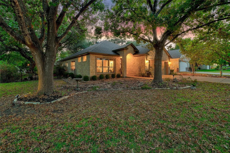 Property photo 38
