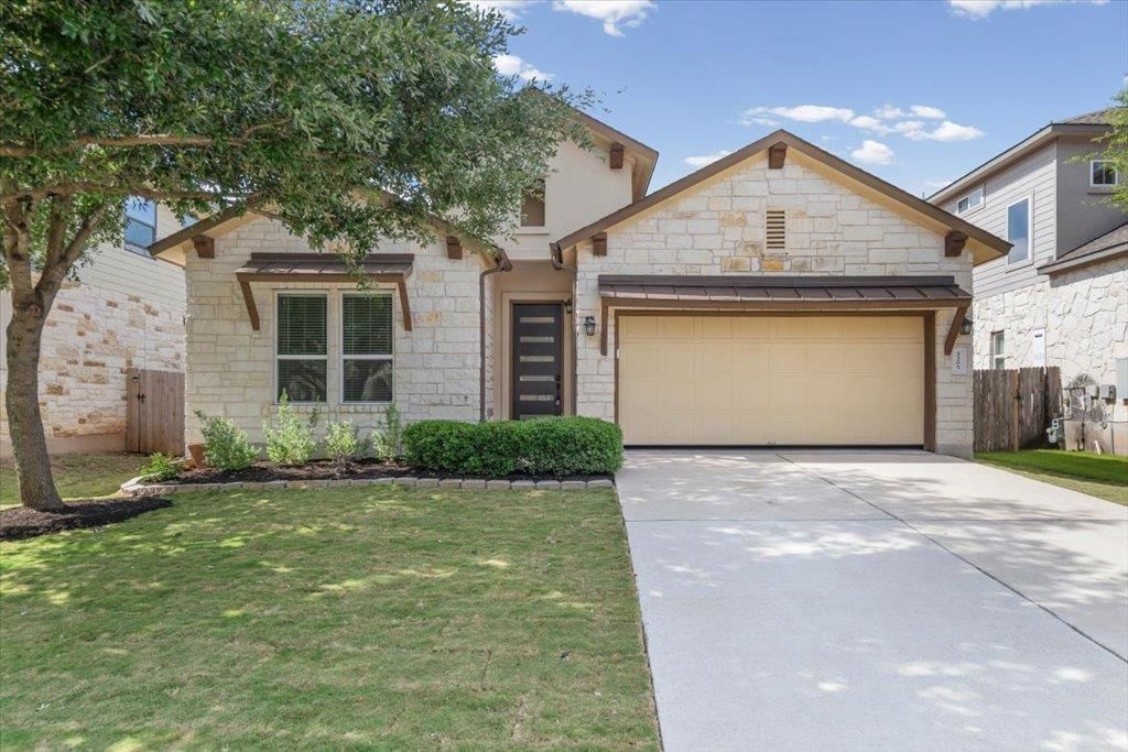 5205 Allamanda DR - Photo 1