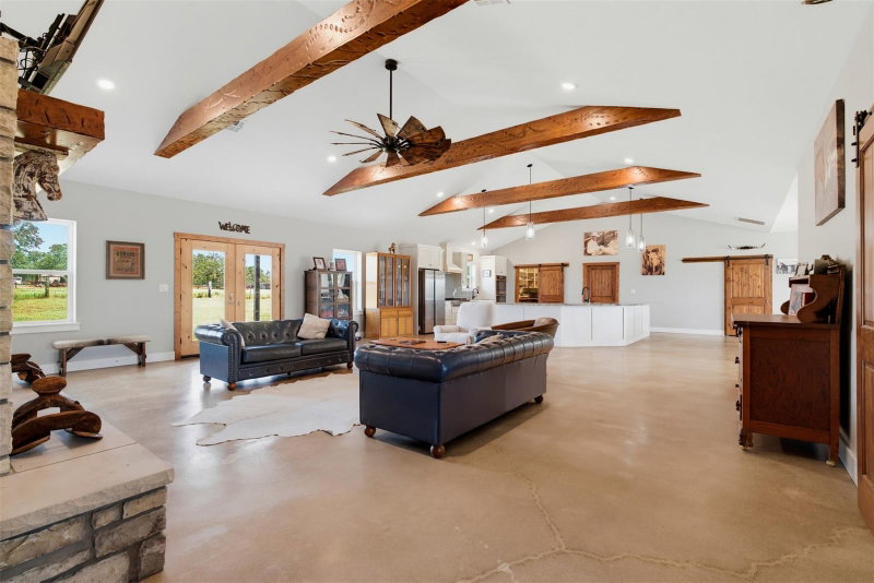 Property photo 34