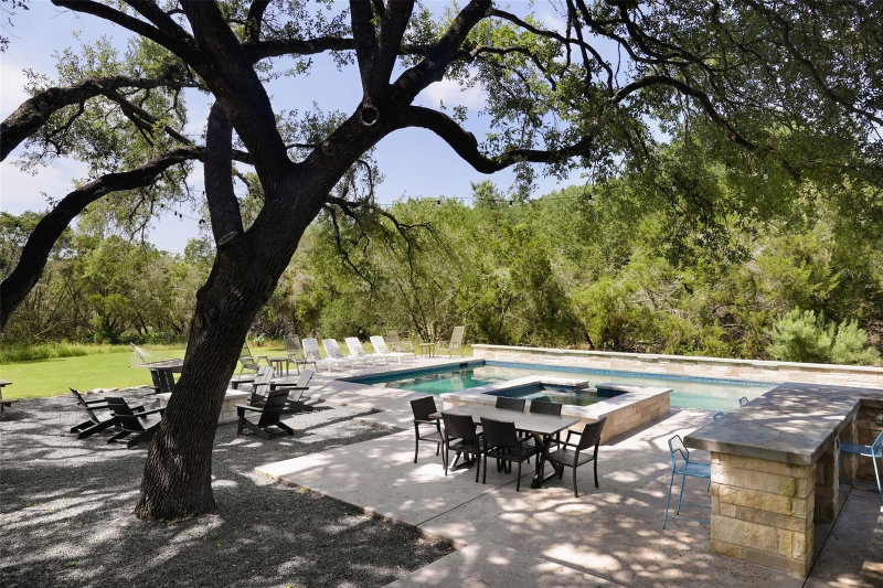 Property photo 30