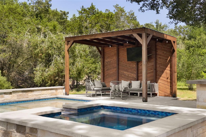 Property photo 32