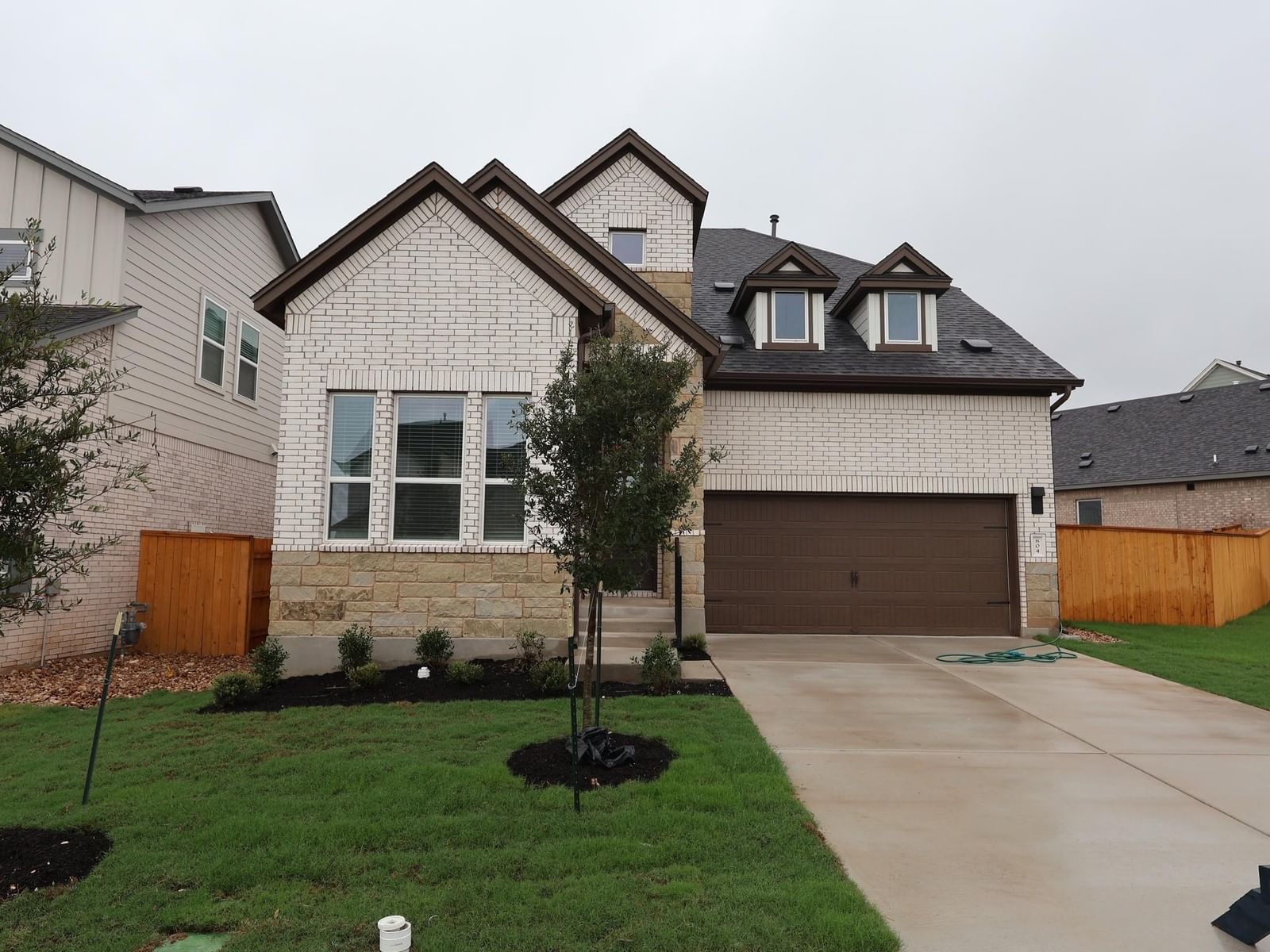 804 Corvallis DR - Photo 1