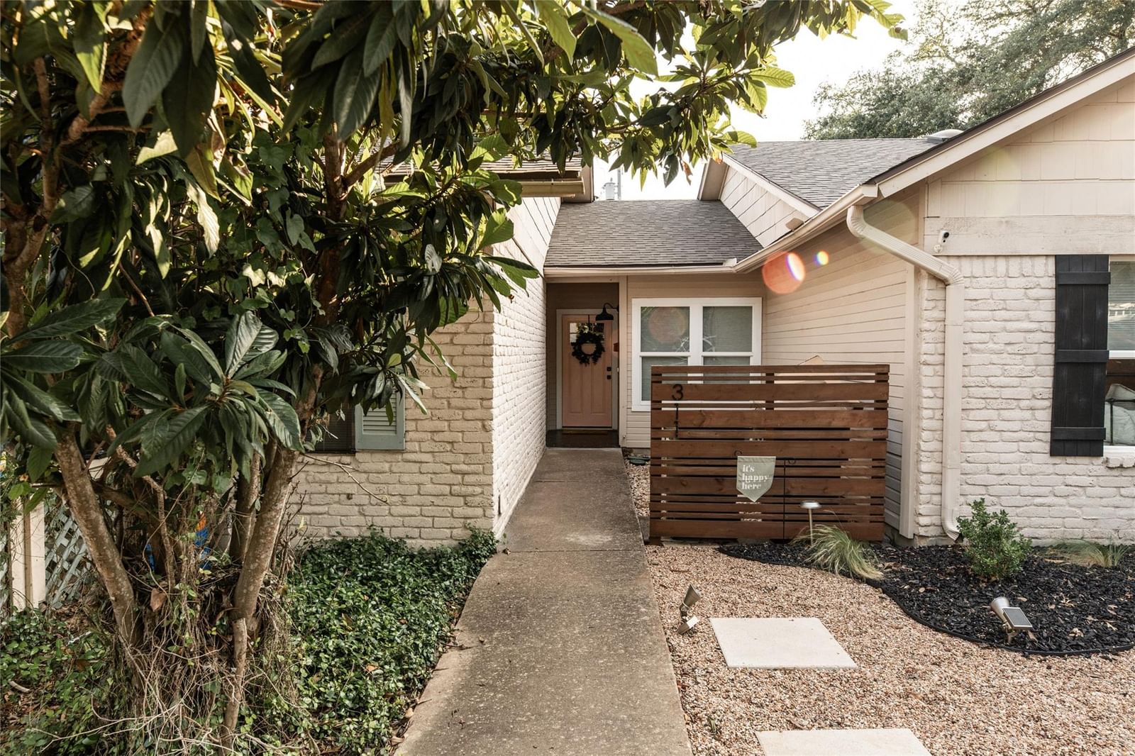 311 Quarry ST - Photo 1