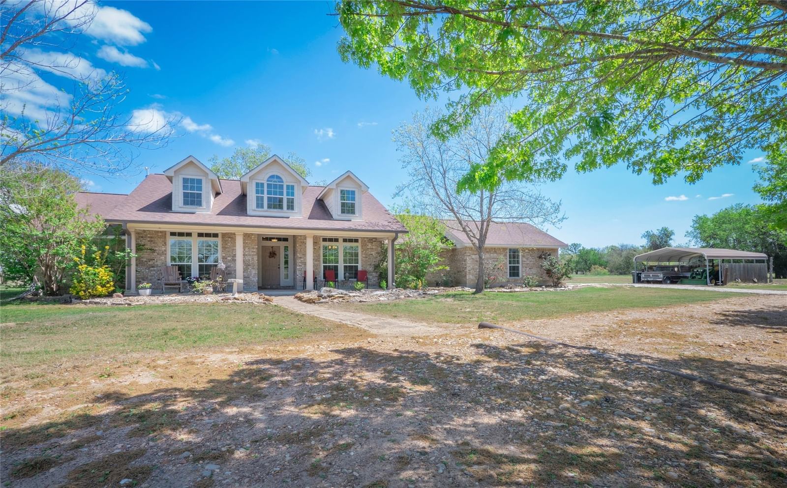 1281 Private Road 7037 - Photo 1