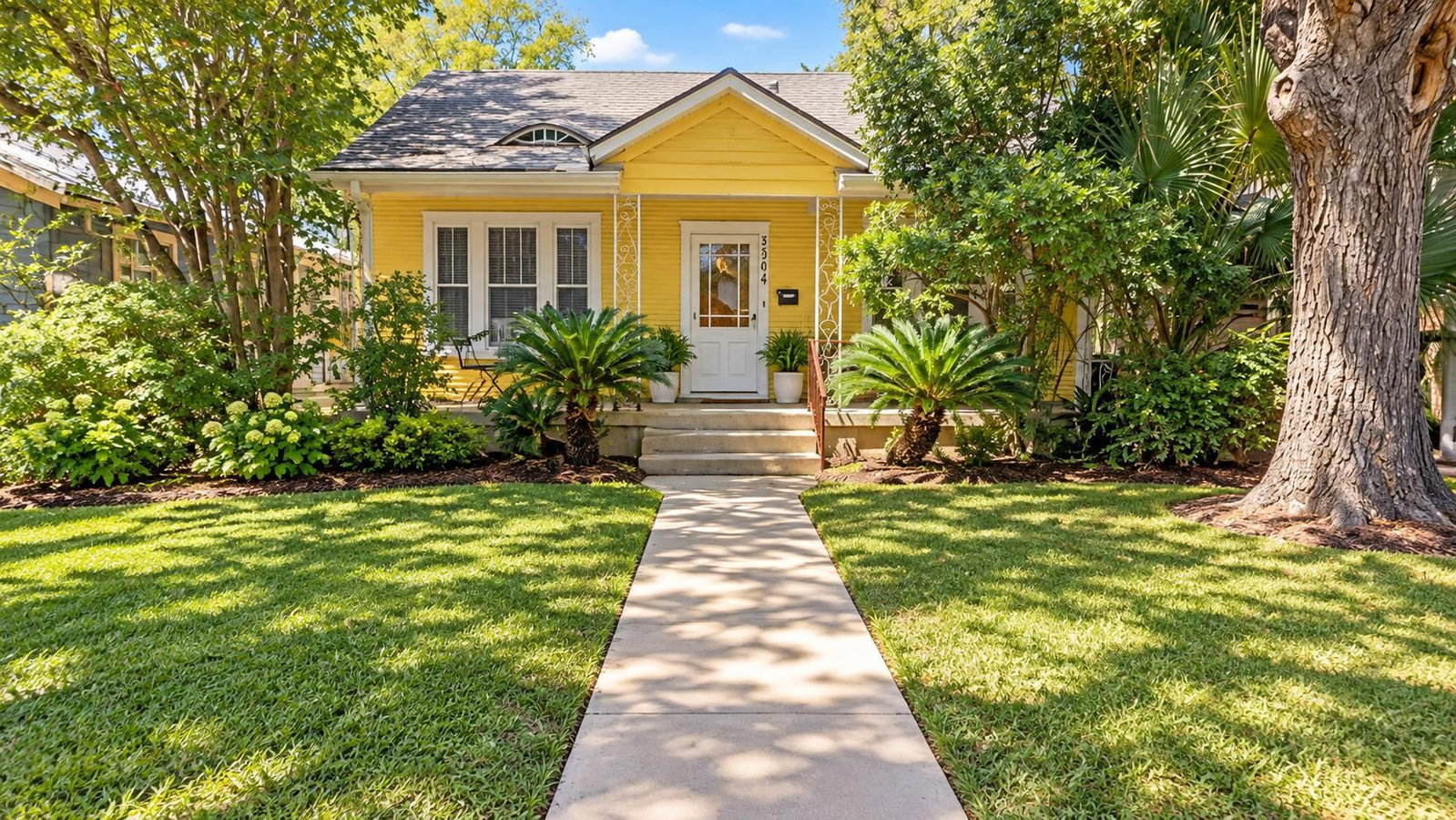 3504 Duval ST - Photo 1