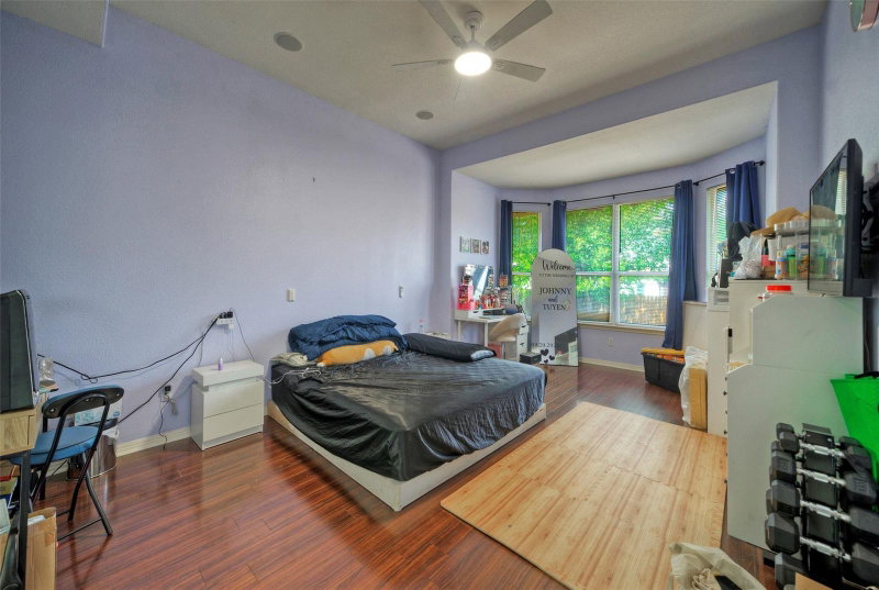 Property photo 23