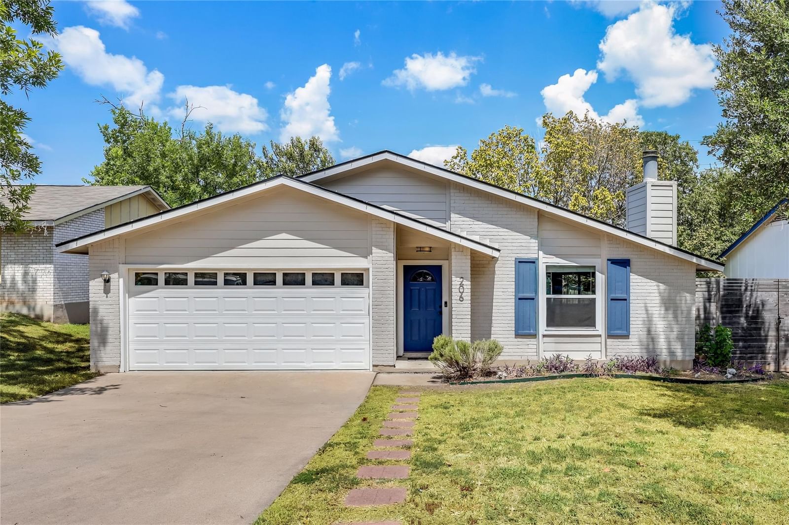 206 Clearday DR - Photo 1