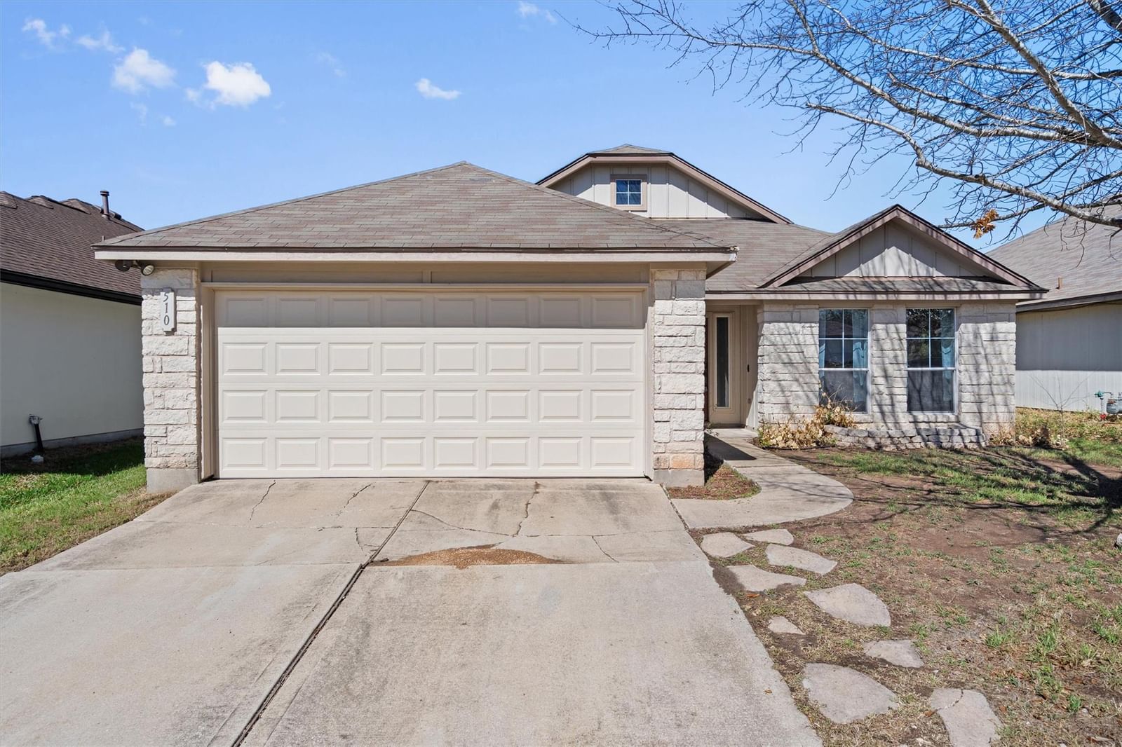 510 Red Tails DR - Photo 1
