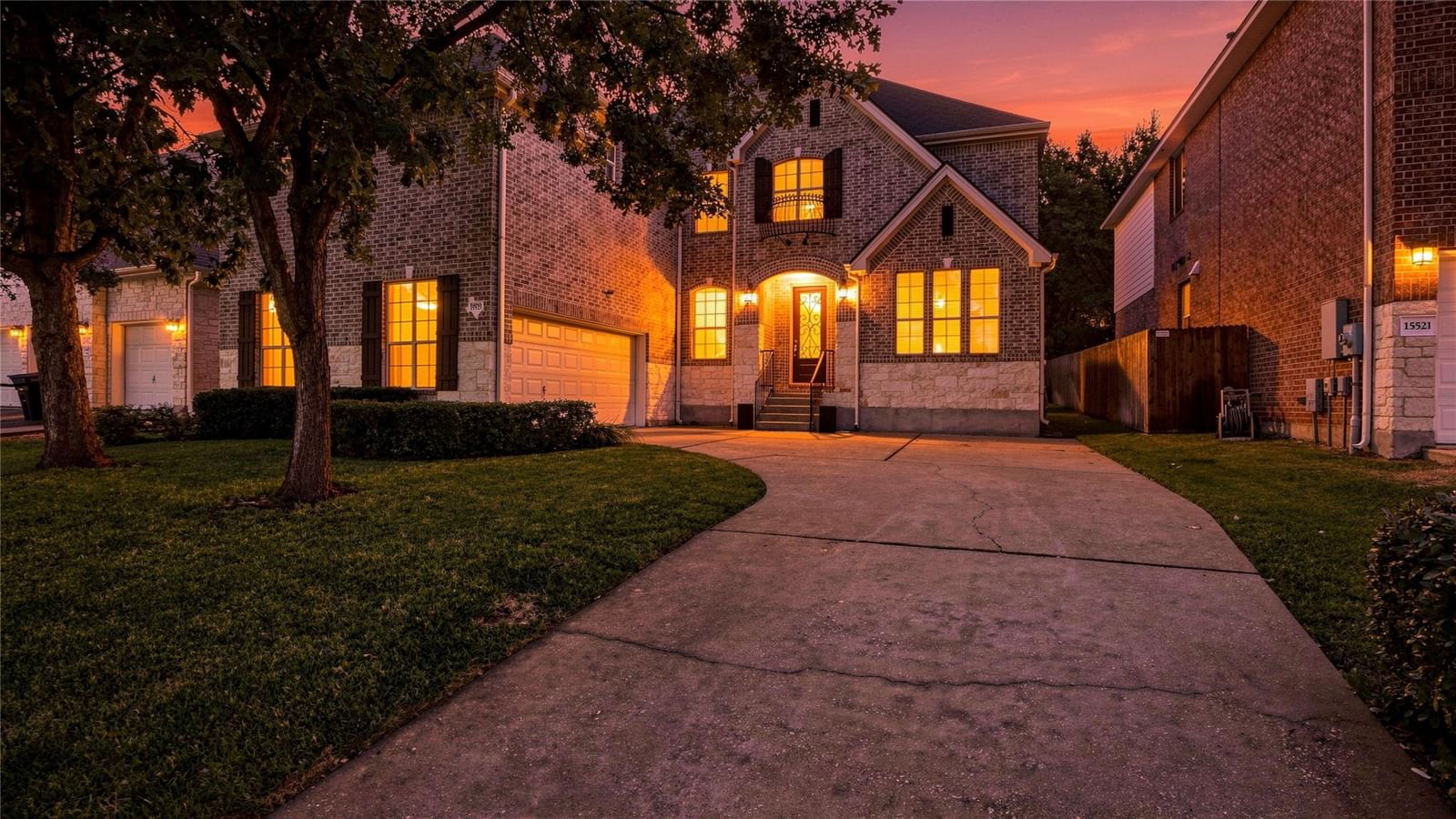 15525 Echo Hills DR - Photo 1