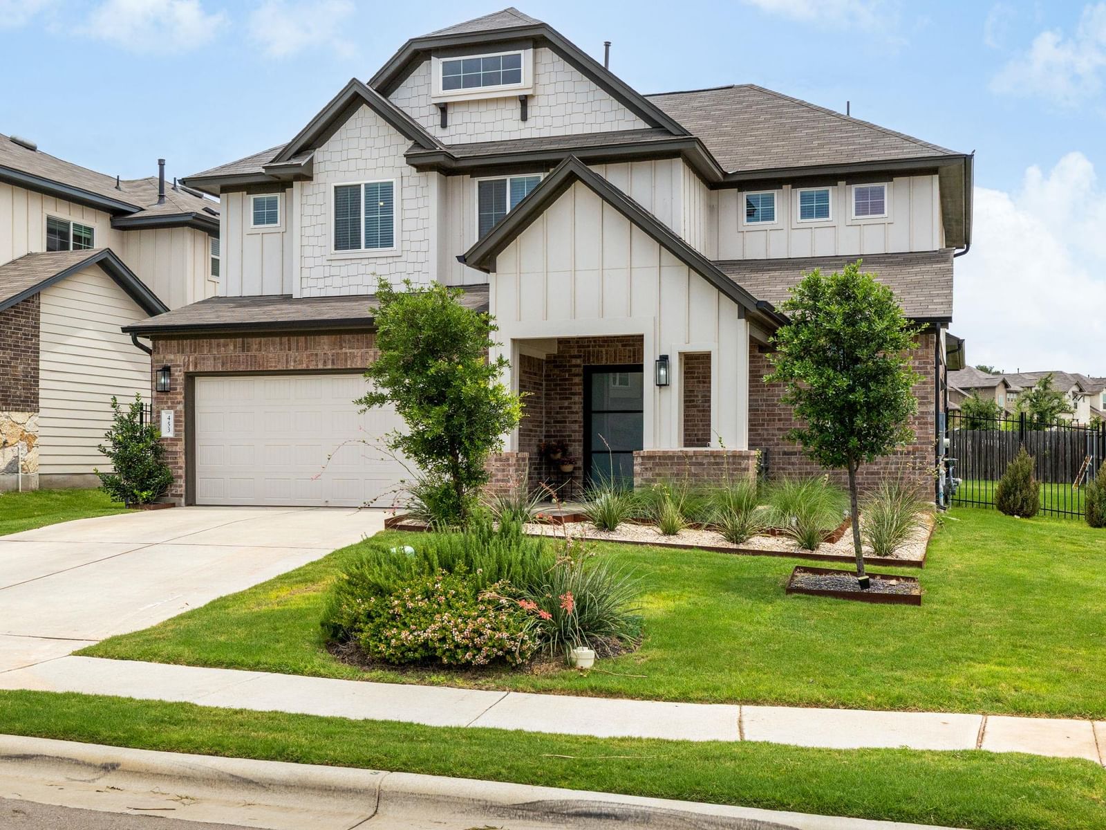 453 Arrowhead Vine ST - Photo 1