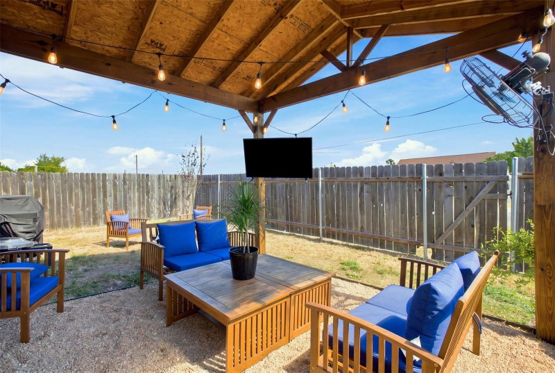 Property photo 24