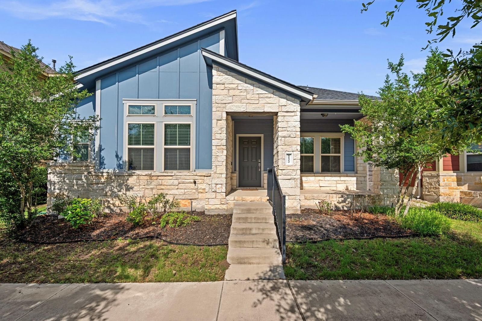 8800 Slater DR - Photo 1