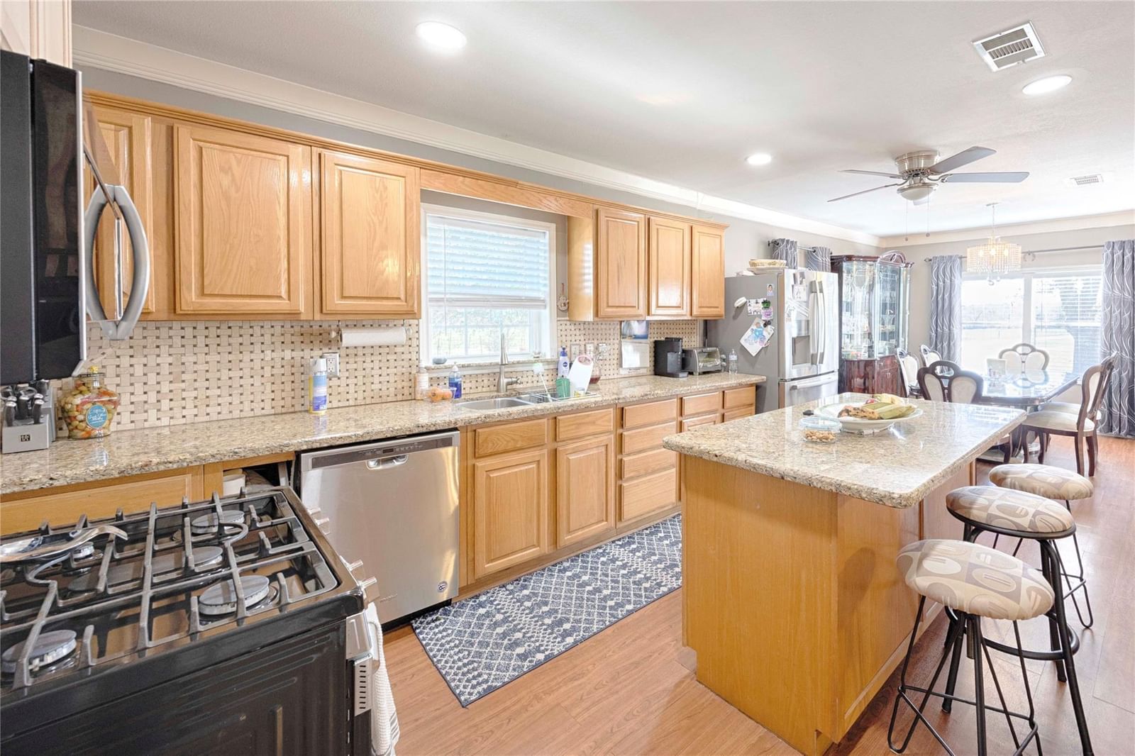 Photo 13