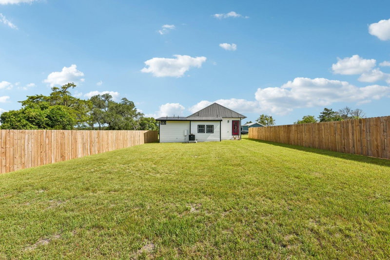 Property photo 36