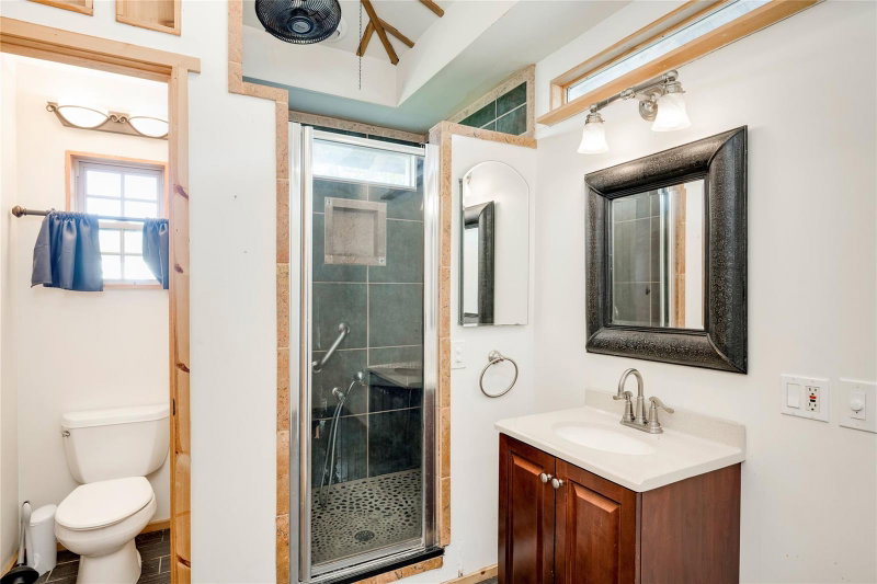 Property photo 38