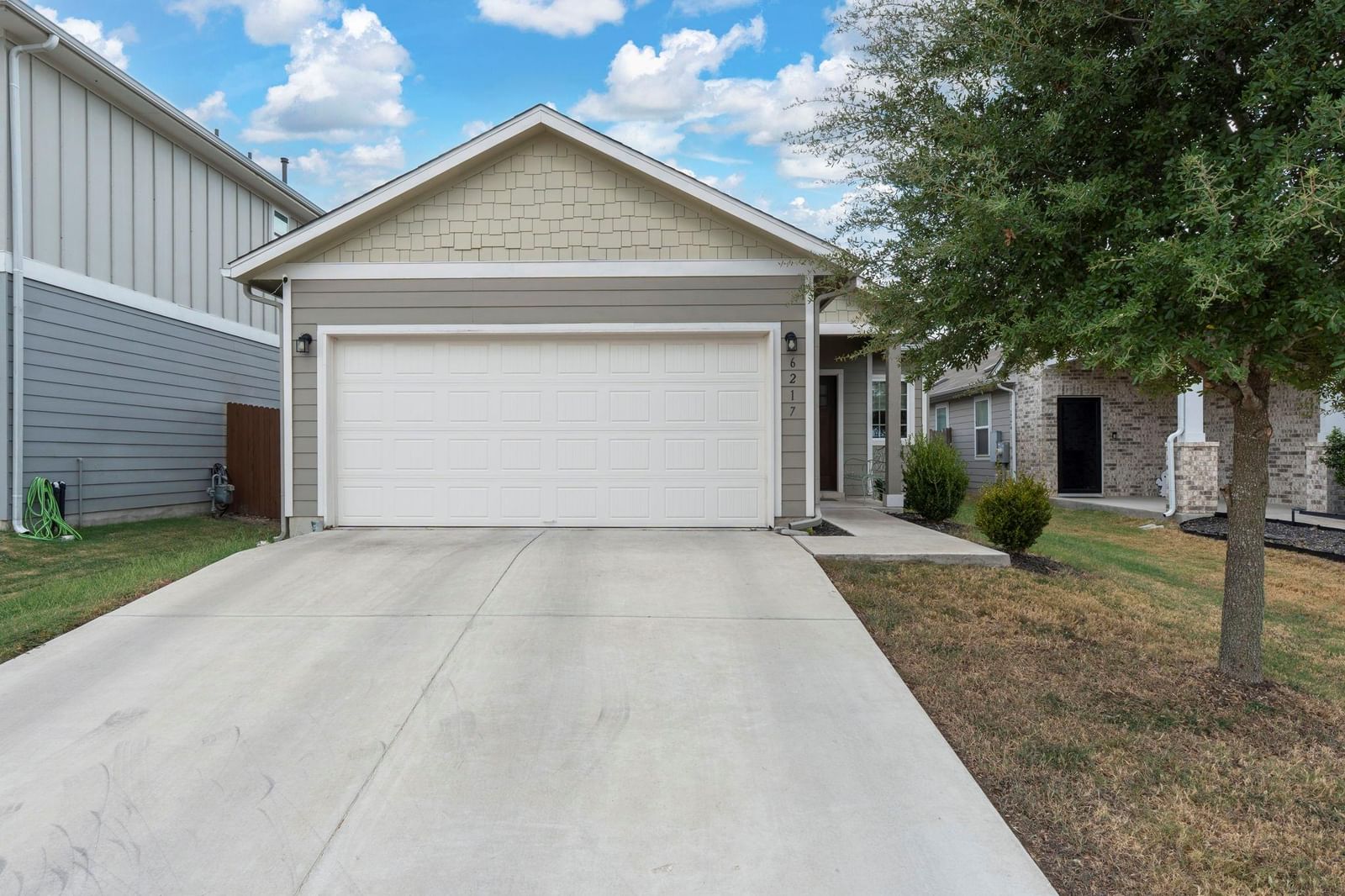 6217 Gunflint DR - Photo 1