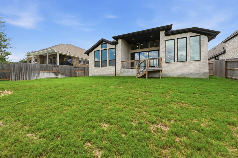 Property photo 31