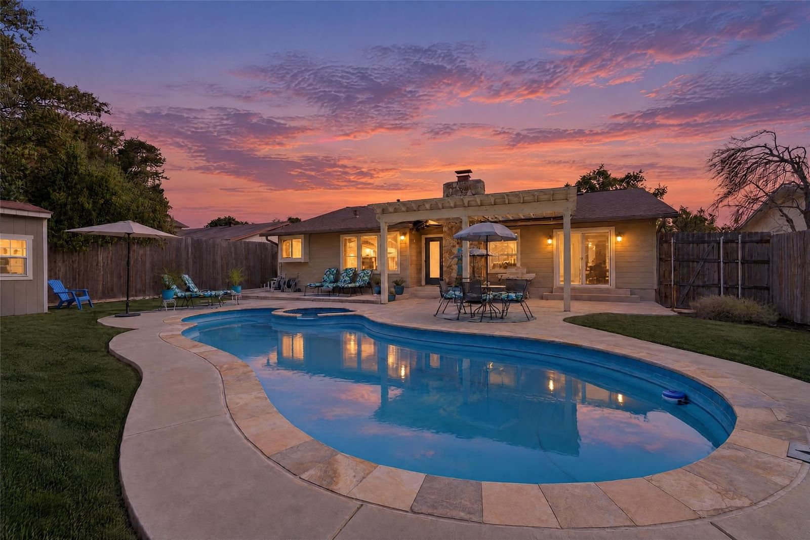 11210 Henge DR - Photo 1