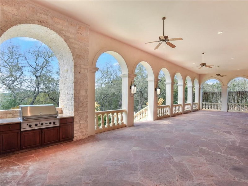 Property photo 28