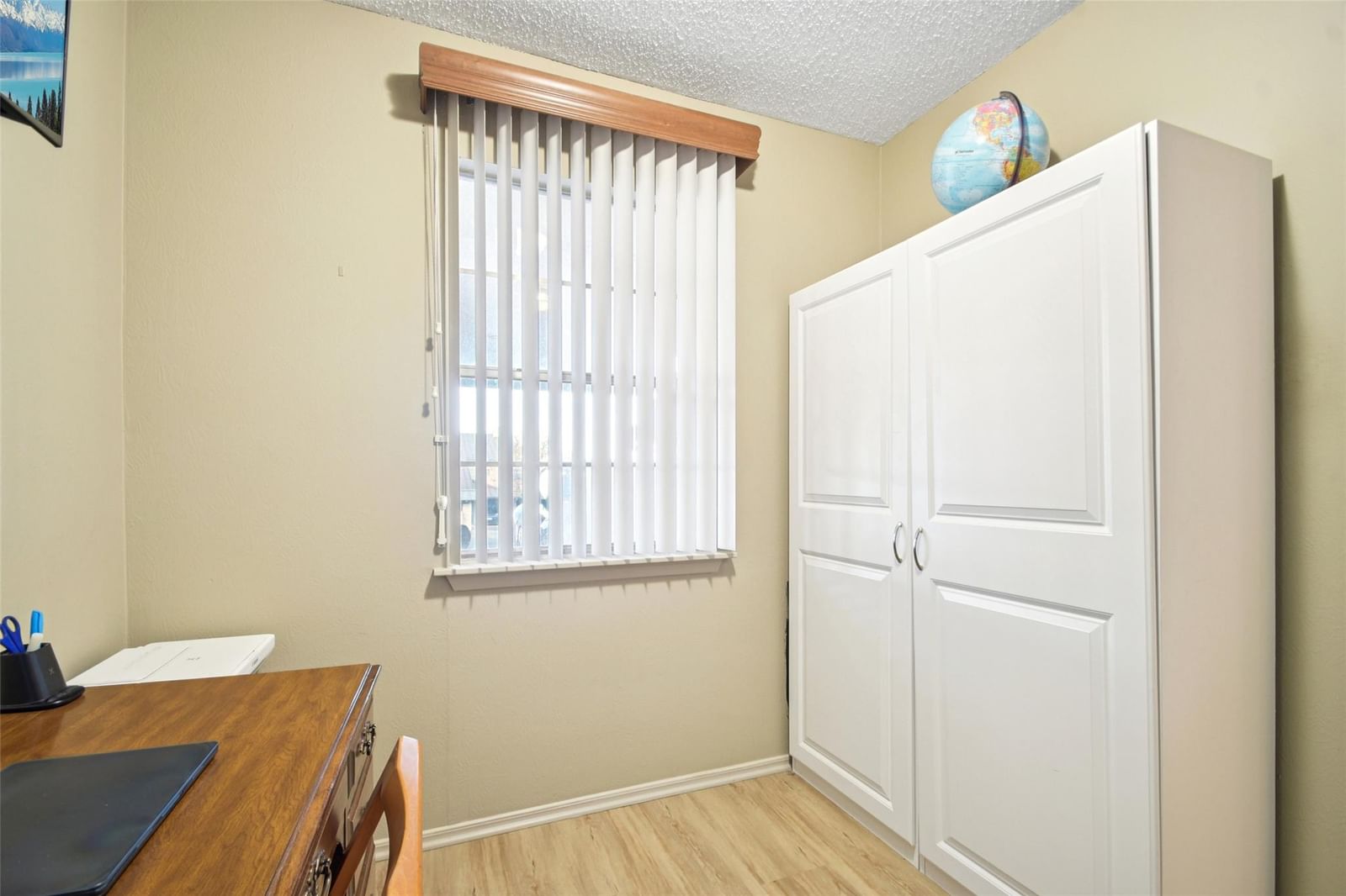 Photo 25