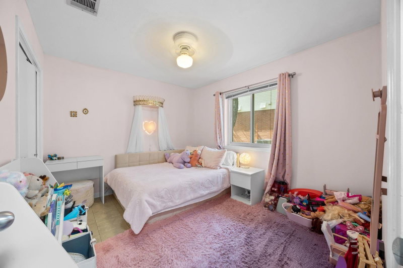 Property photo 25