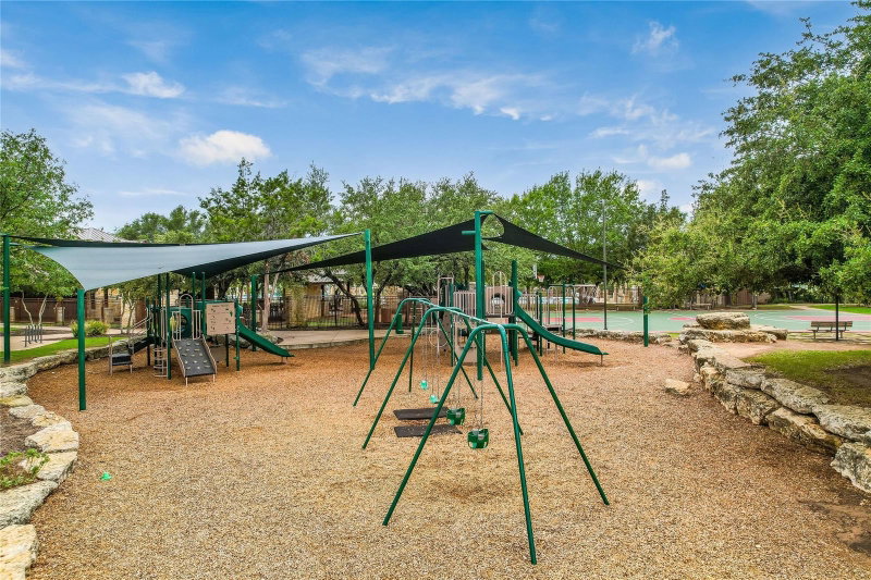 Property photo 38