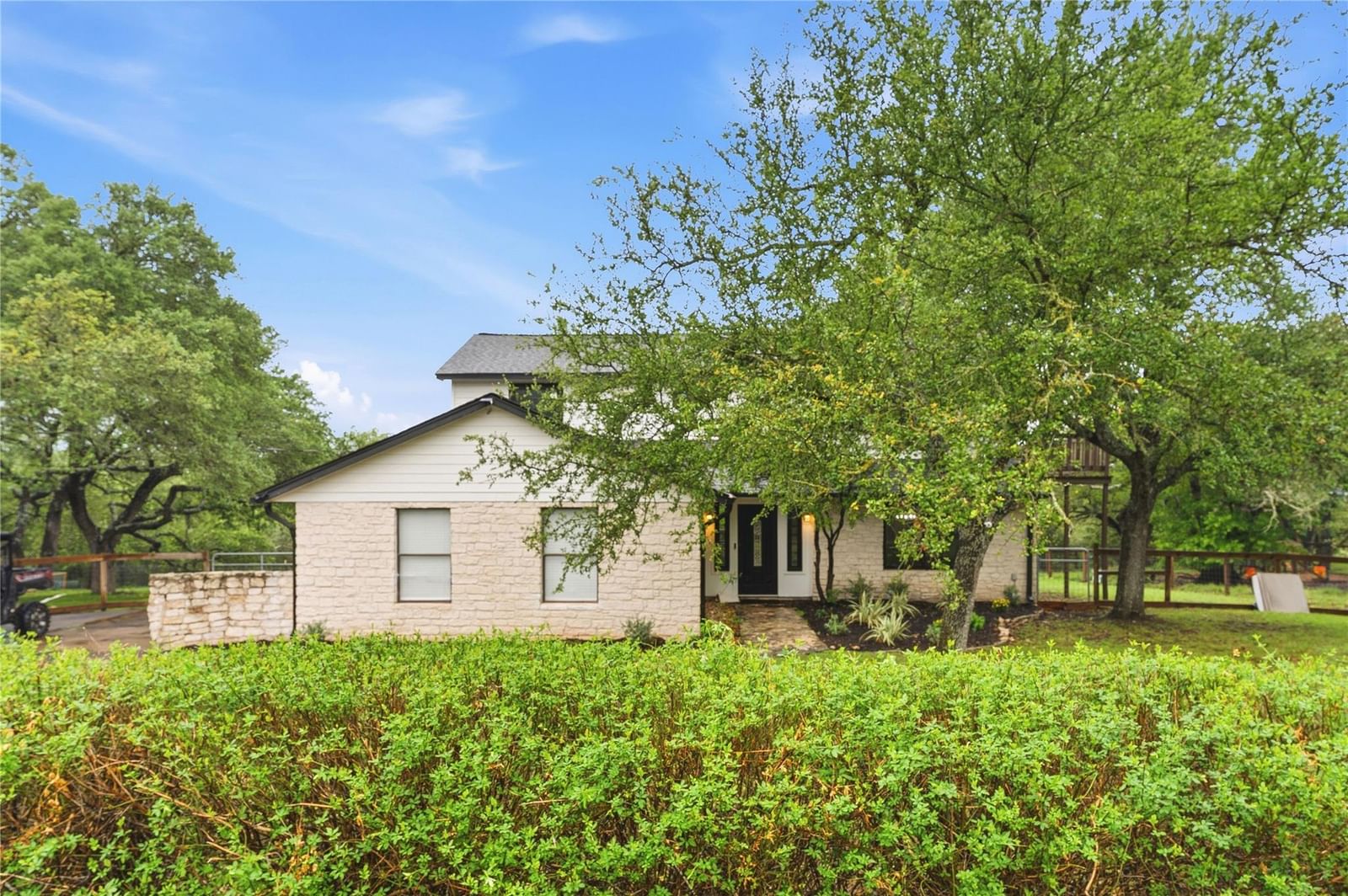 612 Canyon Rim DR - Photo 1
