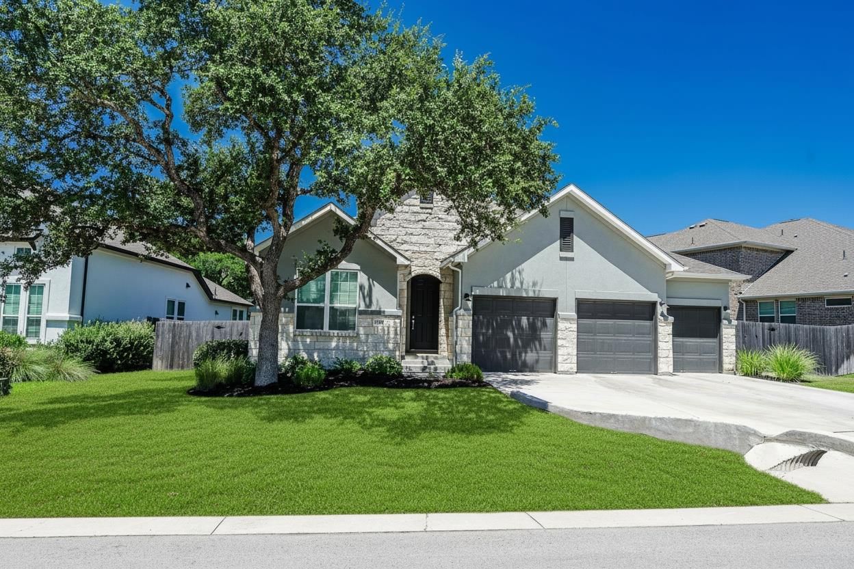1130 Arrowhead Ranch BLVD - Photo 1
