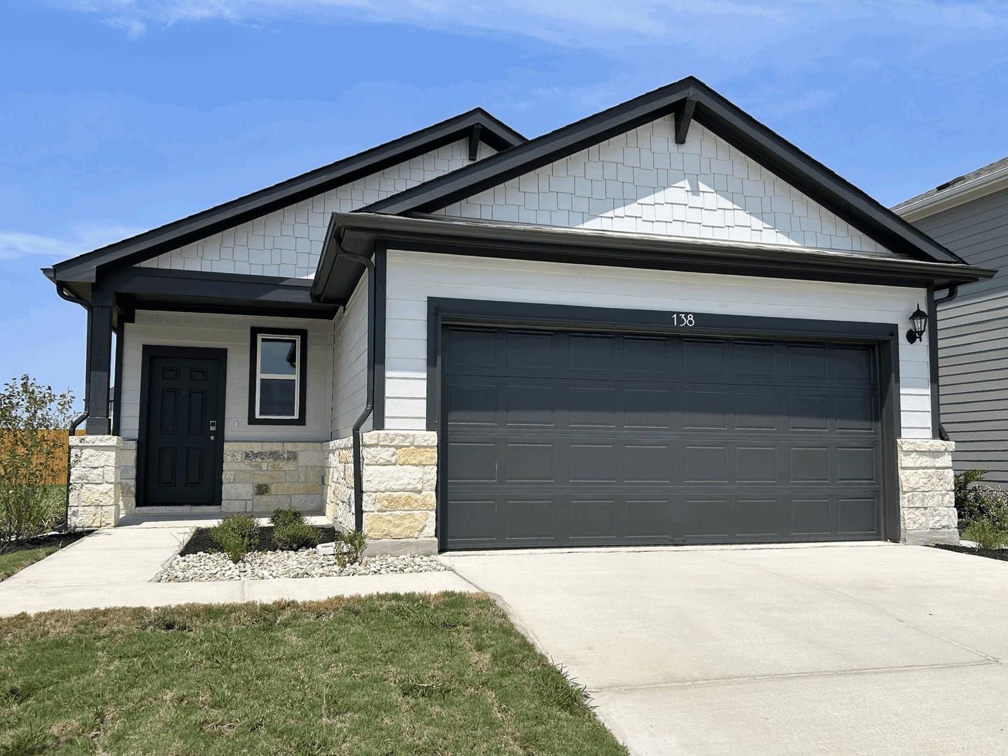 138 Hornet ST - Photo 1