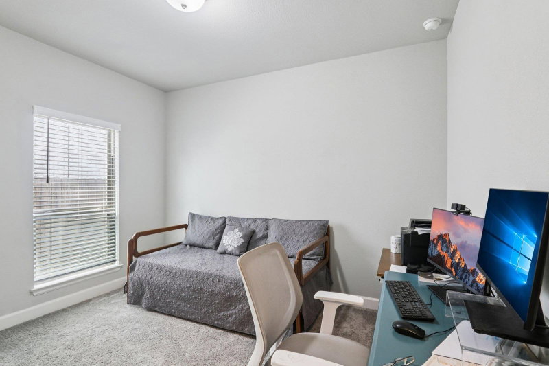 Property photo 35