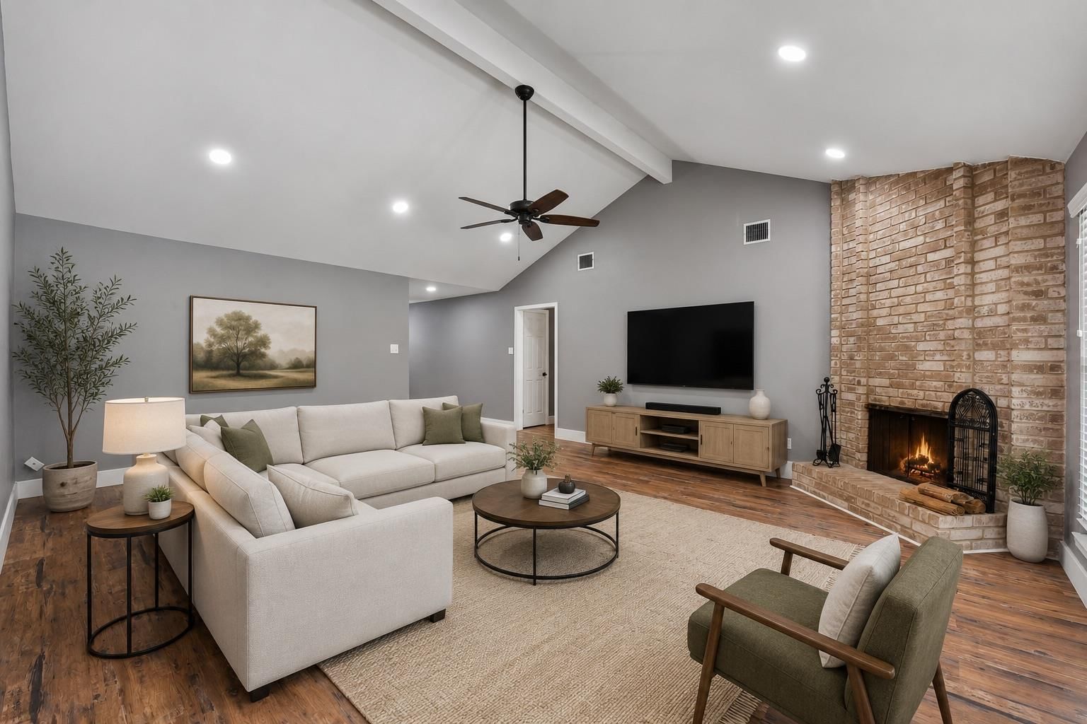 700 Woodview DR - Photo 1