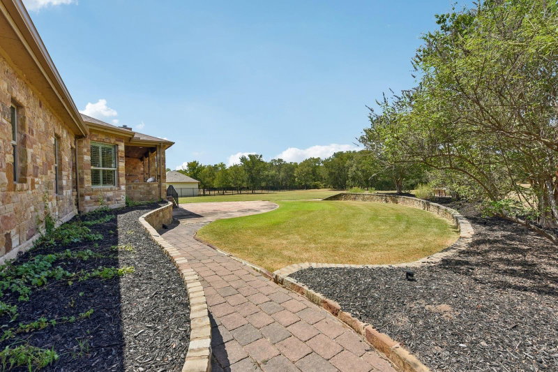 Property photo 31