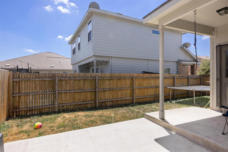 Property photo 32