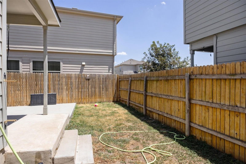 Property photo 33