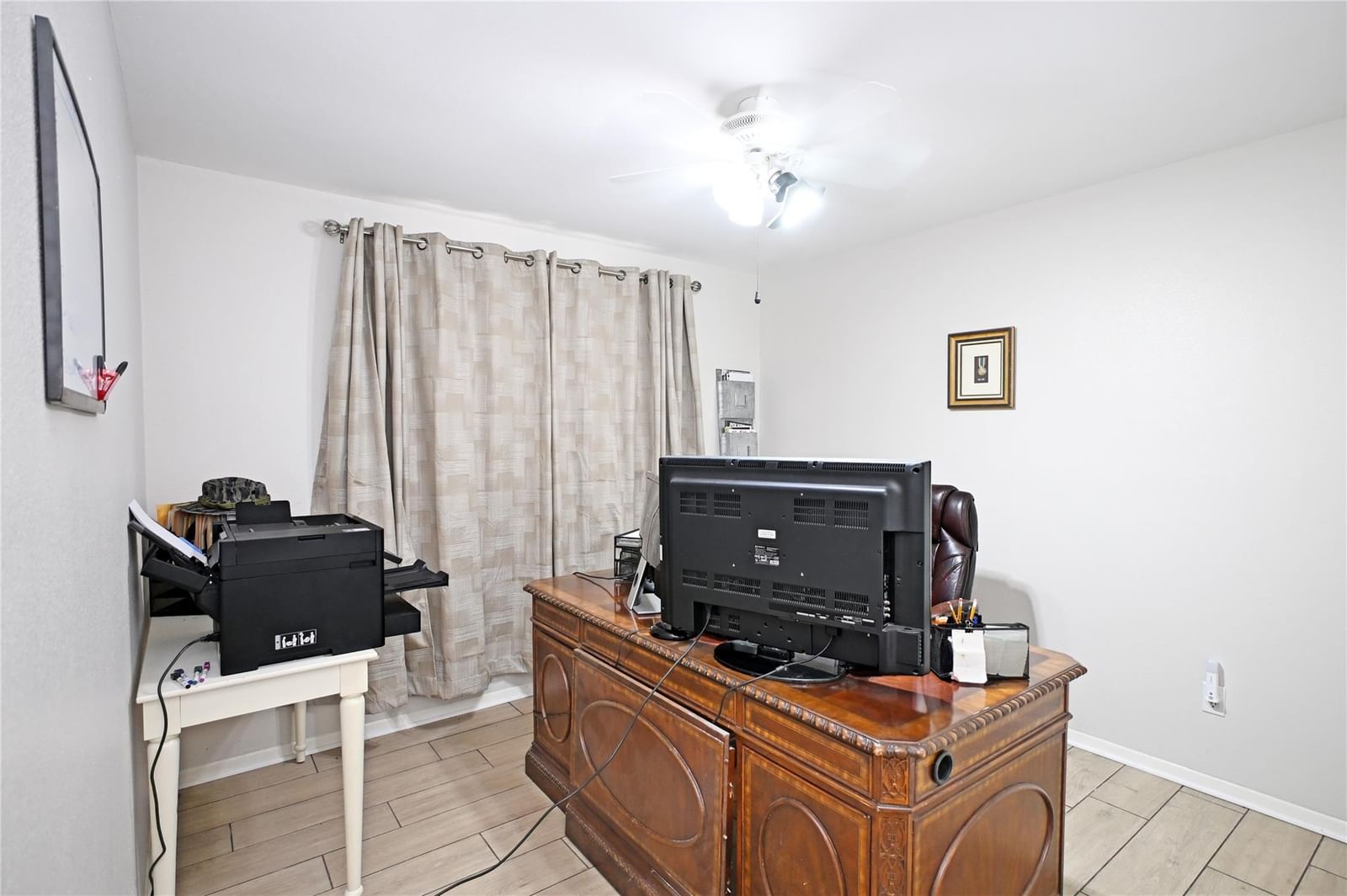 Photo 23