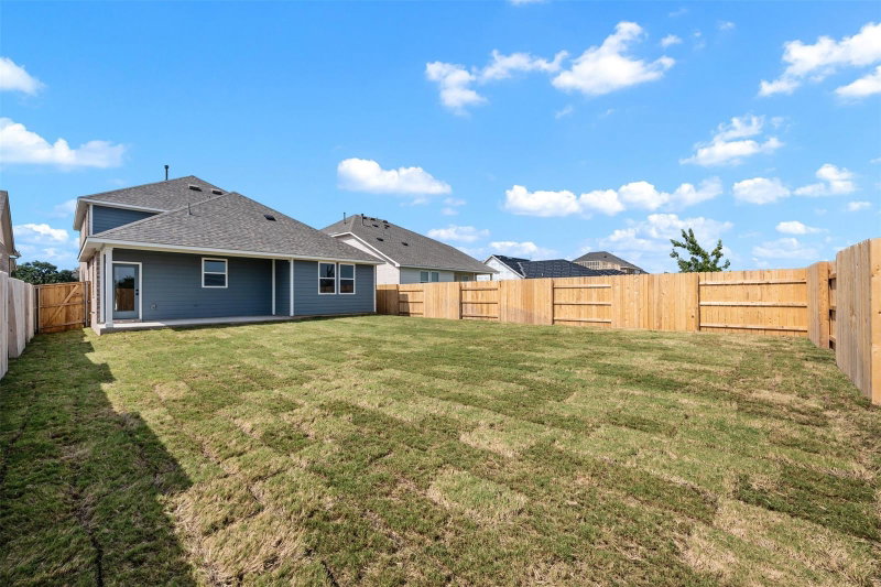 Property photo 38